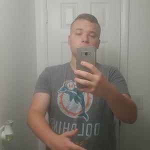 Meet your Posher, Devin